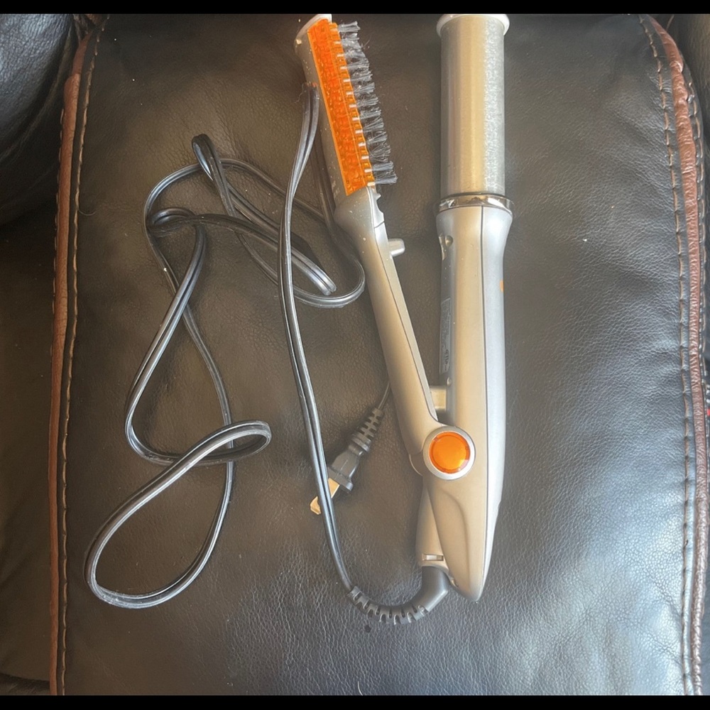 Instyler Iron Brush